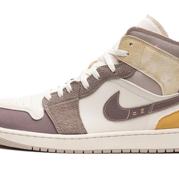 Nike Air Jordan 1 Mid SE Craft Inside Out - Picture 2 of 9